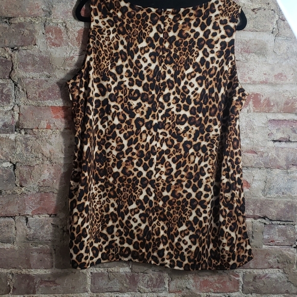 Faith and Joy ladies animal print sleeveless blous - Picture 6 of 6